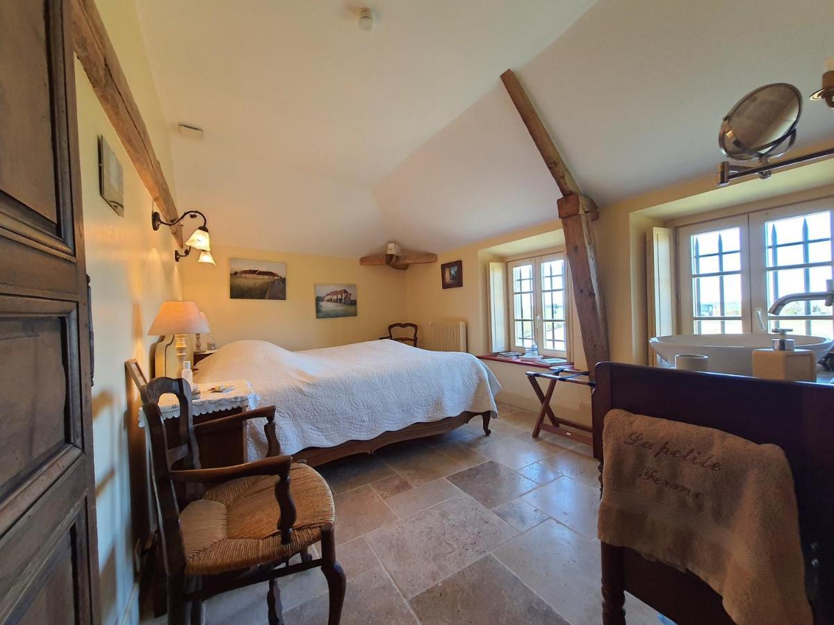 Bed and Breakfast La petite Ferme Chérence Exterior foto